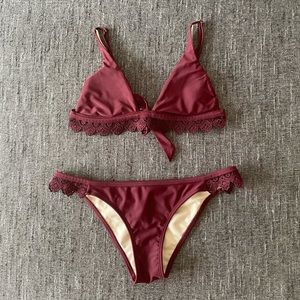 Kendall and Kylie Bikini